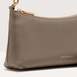 Coccinelle Aura