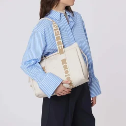 Coccinelle 2day Signature Medium